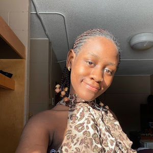 Meet your Posher, Esther haggi